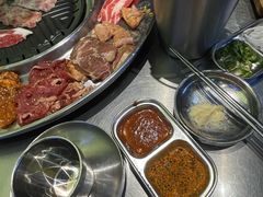 -哈哈碳都·牛肋条无限自助烤肉(台江万达店)