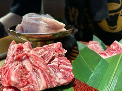 -铭牛烧肉·和牛海鲜自助(高新月牙湖店)