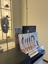 -娜芙缇缇med spa