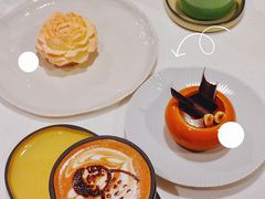 榛爱-潮一不贰·法式甜品·生日蛋糕·西式简餐(外滩店)