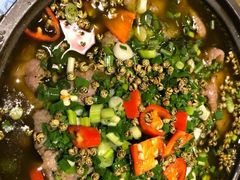 酒馆风吹骨-一堂红小酒馆