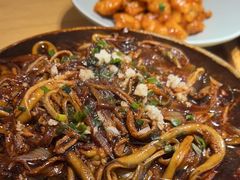 -蜜桃餐厅·伴山(绿宝广场店)