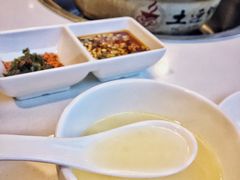 白锅-土连锅·现熬养生汤锅(梁家巷店)