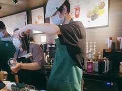 -星巴克(南京南站北夹层店)