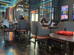 -屋有岛沉浸游戏旗舰店(中山公园店)