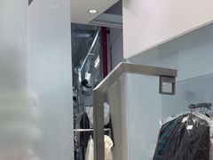 -福奈特洗衣洗鞋(宝华广场店)