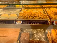 -昆明冠生园·蛋糕·面包(南强街店)