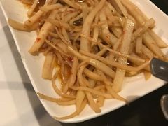 -Mandarin Ogilvie Restaurant