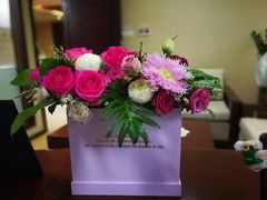 -谷莠子花艺气球派对·绿植造景·花艺沙龙(东海缤纷天地店)