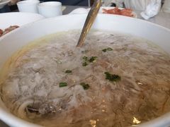 -侬佳蒸菜馆(听潮店)