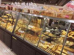 面包甜点陈列柜-山崎面包(百联世纪店)