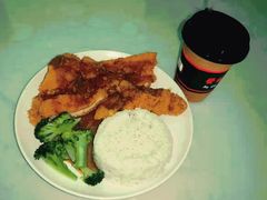 咖喱鸡扒饭-新荔园茶餐厅(荔湾区府宿舍大院店)