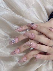 -瞧·享轻奢美甲美睫