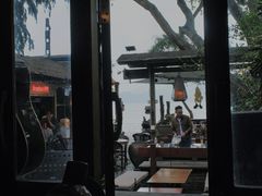 -城墙外BAR