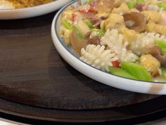 -人民公社铁锅炖·东北菜(卫国道店)