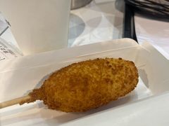 马苏里拉芝士热狗-Kyochon1991校村(共和路店)