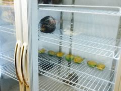 -志龙皇冠吃货椰子铺