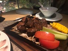 铁锄牛排-穹六人间 people 6(岳阳路店)