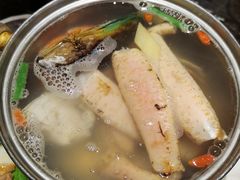 -半岛翡丽海鲜自助餐厅(观风亭店)