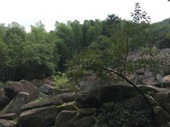 -仙山谷激浪漂流