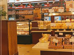 -红宝石·鲜奶小方·海派西点房(南丹店)