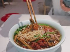 -镇南锅盖面馆(解放路店)