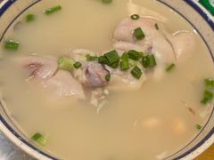 -易老妈蹄花.创于1935(总店)