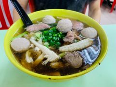 -颂记牛肉粉