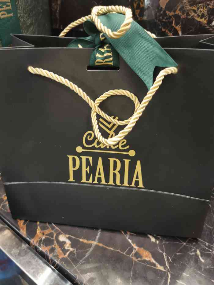 pearia·蛋糕定制(港汇恒隆店)-"今天和老妹去港汇恒隆6楼吃饭,路过这