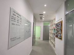 -西瓜日语(光谷国际广场店)
