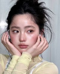 -明天见·化妆造型工作室
