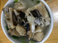 鳗鱼骨-江南红鱼汤(洋中花园店)