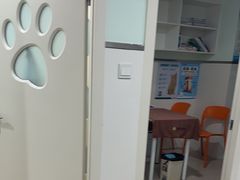 -佳雯宠物医院·皮肤科·内外科(春晓路分院)