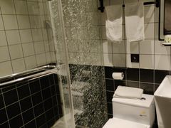 -一间森林酒店(上海人民广场店)
