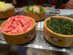 -龍歌自助小火锅(市北CBD万达店)