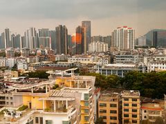 -深圳君逸国际酒店(龙岗横岗塘坑地铁站店)