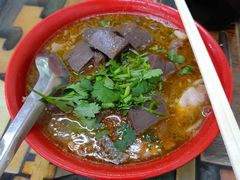 -春雨羊汤店(广开四马路总店)
