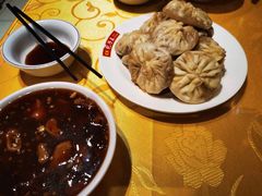 -陈寔包子王·卤煮小肠·京味小吃(龙潭店)