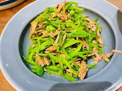 荷兰豆拌黑腐竹-薇酌饮·陕西菜(南门外店)