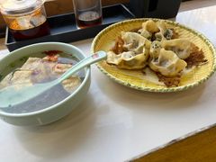 -苏沪老鸿兴城市饭堂(肇嘉浜路店)