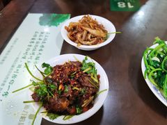 香菜牛肉-龙老五汤店(站前西路店)