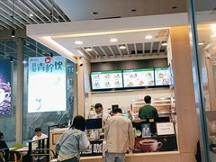 -德克士(虹桥火车站店)