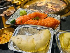 -铭牛烧肉·和牛海鲜自助(高新月牙湖店)