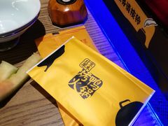 -三人行骨头王火锅(长寿店)