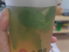 -必胜客(兰州国贸店)