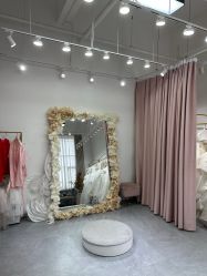 -LOVE SHINE婚纱·红鼎庄龙凤褂·妈妈装定制
