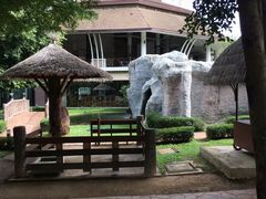 -清迈夜间动物园