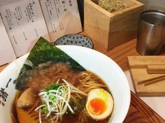 黑酱油和牛拉面-面屋 猪一