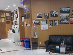 -雅悦齿科(顾村公园店)