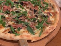 黑松露风干火腿披萨-COMMUNE幻师(上邦百汇城店)